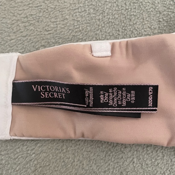 NWOT multi-way Victoria’s Secret white bra 32DD - Picture 3 of 4